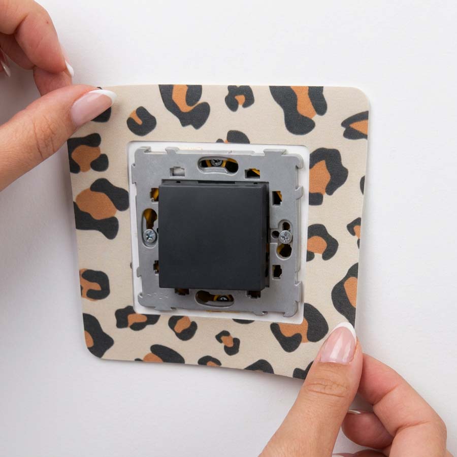 Décoration pour prises et interrupteurs Leopard