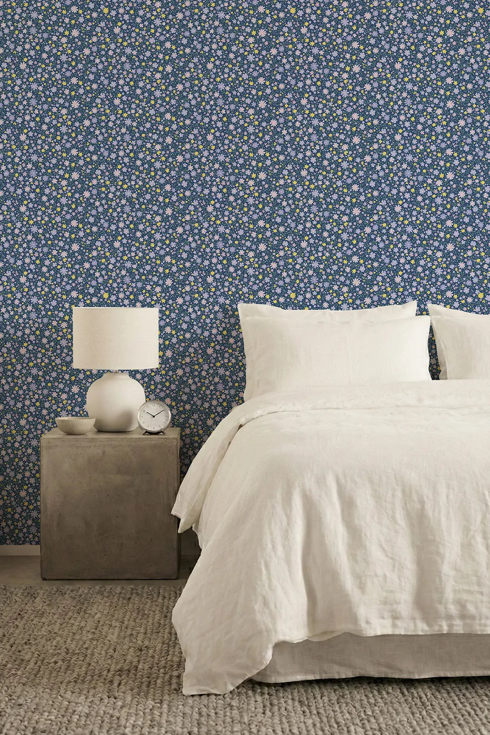 Papier peint fleurs Silena Indigo